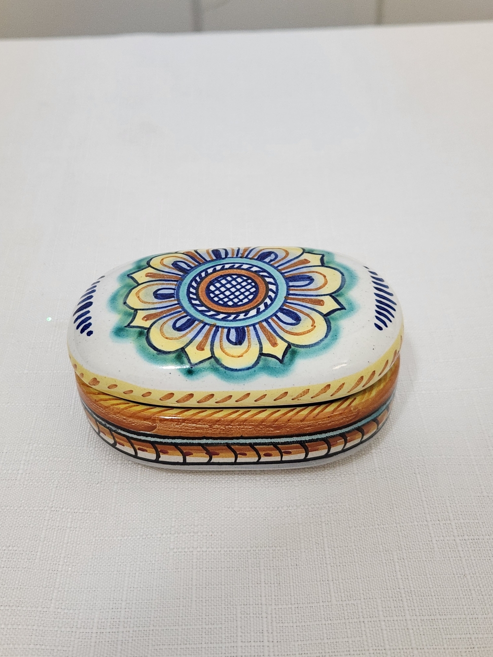 Deruta Hand-Painted Italian Ceramic Trinket Box